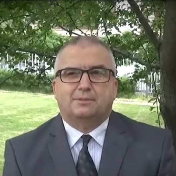 vencislav-iordanov-youtube_700x700_crop_478b24840a