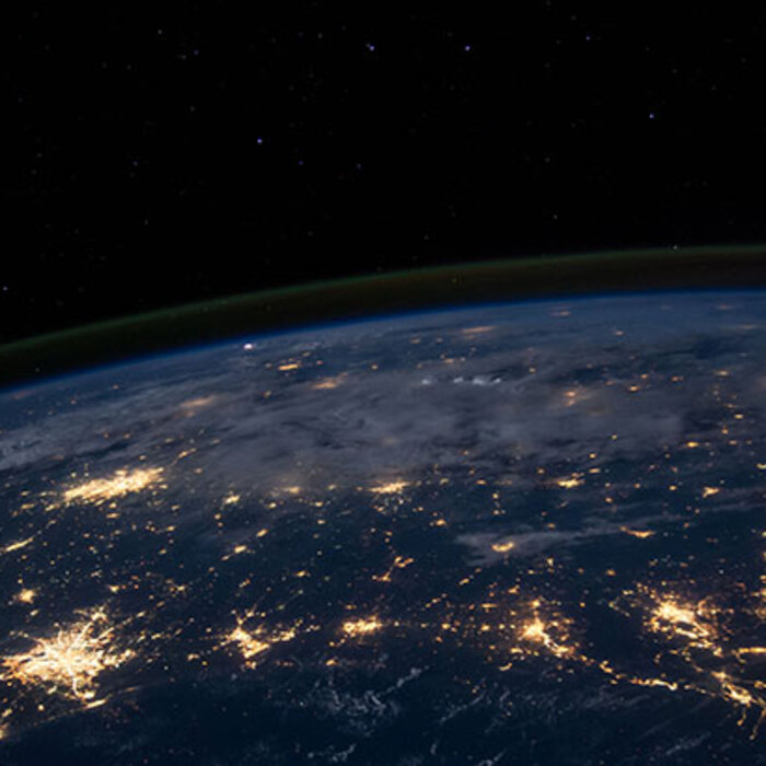 kosmos-unsplash_700x700_crop_478b24840a