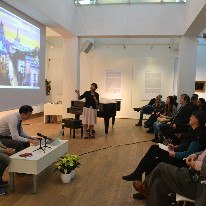 dsc-0097_700x700_crop_478b24840a