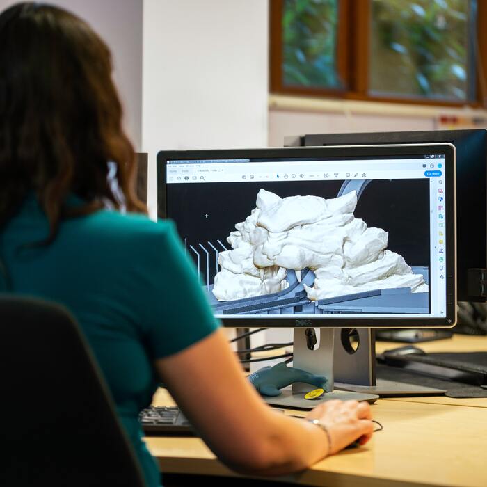 pexels-thisisengineering-3862372_700x700_crop_478b24840a